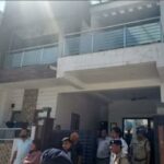 देहरादून की पॉश कॉलोनी में दिनदहाड़े महिलाओं को बंधक बनाकर लूट