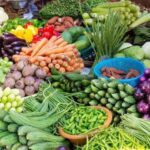 सब्जियों के दाम में तेजी : नींबू के भाव सुन चौंक रहे लोग