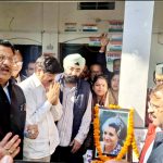 पूर्व प्रधानमंत्री भारतरत्न इंदिरा की जयंती पर कांग्रेसियों ने दी भावभीनी श्रद्धांजलि