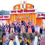 बदरीनाथ मंदिर के कपाट श्रद्धालुओं के लिए खुले, छह महीने यहीं विराजेंगे भगवान